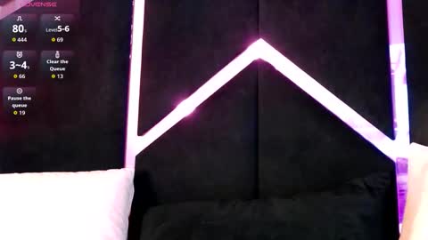 Zeline online show from December 15, 6:01 pm