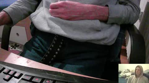 Snapshot of bremer64 chatting on October 18, 11:44 am bremer64 online show from October 18, 11:44 am