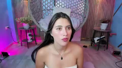Snapshot of brenda1307 chatting on June 23, 9:46 pm Brenda moris online show from June 23, 9:46 pm