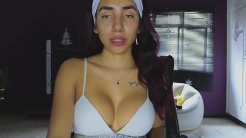 Snapshot of brendaaguerra chatting on December 9, 4:26 pm brendaaguerra online show from December 9, 4:26 pm