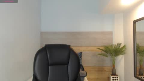 Brenda online show from October 22, 3:07 am