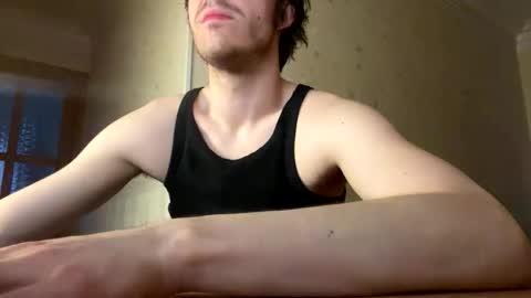 Snapshot of brendon000hardt chatting on May 24, 4:12 pm brendon000hardt online show from May 24, 4:12 pm