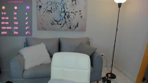 Snapshot of brennawalker chatting on October 5, 2:15 pm Brenna Walker IG 4lexandracasas online show from October 5, 2:15 pm