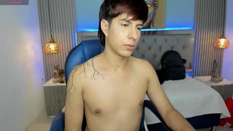 Esteban online show from March 11, 2:17 am