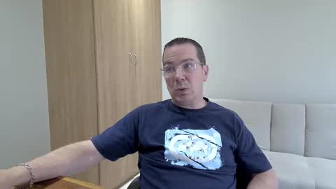 Brett online show from February 14, 1:30 pm