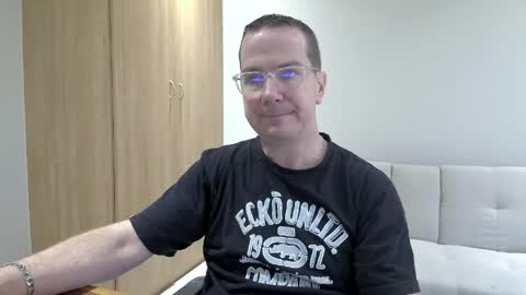 Brett online show from April 25, 11:02 am