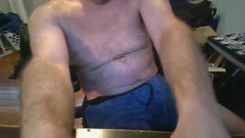 hey online show from April 30, 8:48 pm