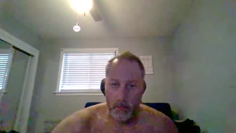 hey online show from April 30, 8:57 pm