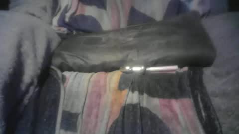 raining down on me online show from February 16, 8:43 am