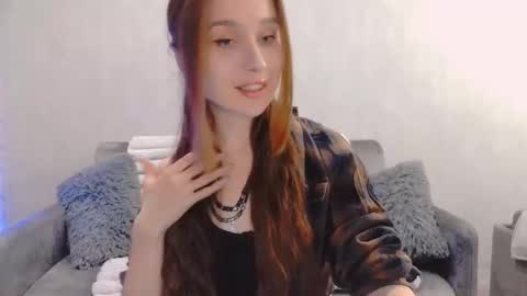 bri_fox online show from February 24, 8:40 pm