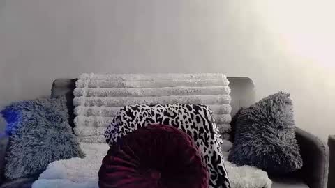 Snapshot of bri_fox chatting on July 28, 9:25 pm bri_fox online show from July 28, 9:25 pm