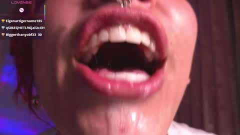 Bri  online show from December 5, 3:41 pm