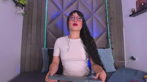 B R I A  online show from October 4, 2:31 am