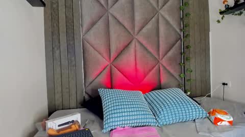 B R I A  online show from February 13, 3:02 am