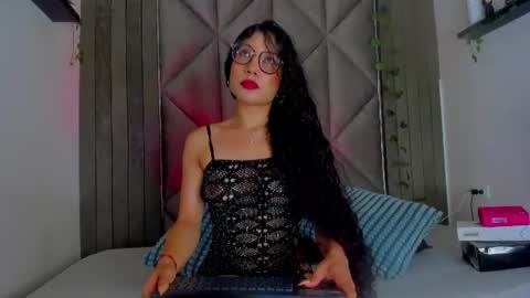 Snapshot of briaconner_ chatting on July 21, 3:09 am B R I A online show from July 21, 3:09 am