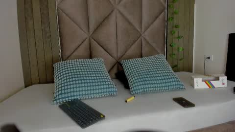 Snapshot of briaconner_ chatting on July 23, 2:53 am B R I A online show from July 23, 2:53 am