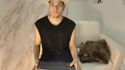 briam_dunkan online show from April 12, 8:58 pm