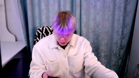brian_mils online show from January 15, 12:10 pm