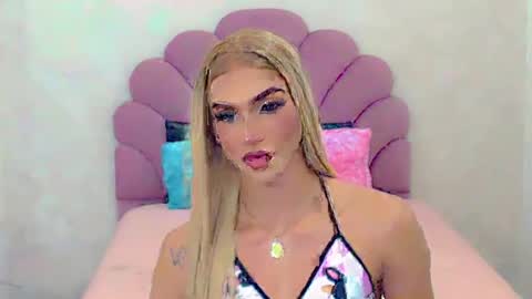 BRIANA online show from February 7, 8:11 am