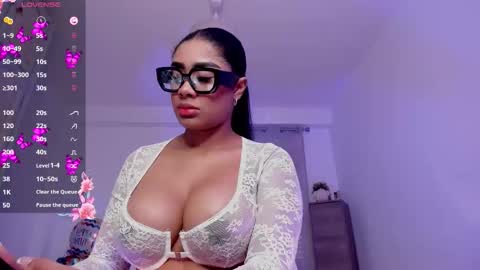 briana online show from October 27, 11:03 am