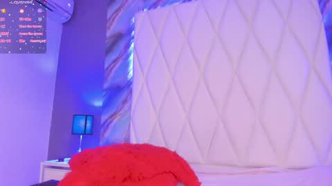 Snapshot of brianarichardson_ chatting on February 5, 5:31 pm Briana online show from February 5, 5:31 pm