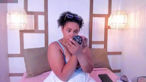 brianasmile online show from November 13, 10:25 am