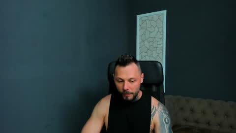 Brian online show from April 26, 4:32 am