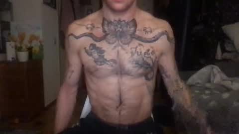 Snapshot of brianmuscle chatting on December 18, 8:37 pm Brian online show from December 18, 8:37 pm