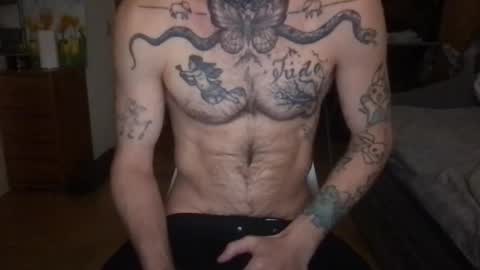 Snapshot of brianmuscle chatting on February 16, 4:52 am Brian online show from February 16, 4:52 am