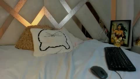 brianna_beltran online show from March 12, 4:29 am