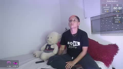 Snapshot of brianna_hard chatting on September 13, 2:22 am Brianna online show from September 13, 2:22 am