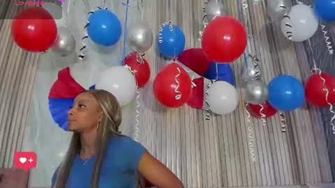 Snapshot of briannachelsea chatting on July 4, 12:11 pm Brianna Chelsea online show from July 4, 12:11 pm