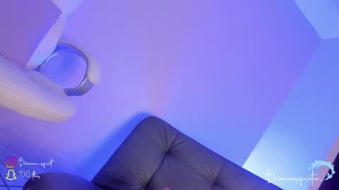 Snapshot of briannasquirter_ chatting on December 14, 8:56 am Brianna online show from December 14, 8:56 am