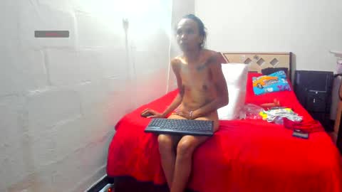 Snapshot of brianrossex chatting on February 24, 10:04 am BRIANROSS online show from February 24, 10:04 am