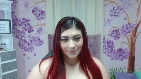 Snapshot of briathomas chatting on February 26, 5:42 am DAYANNA online show from February 26, 5:42 am