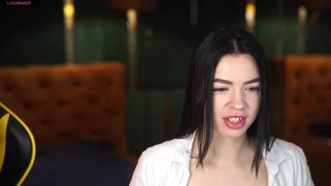 Diamonds Girls online show from March 8, 8:11 am