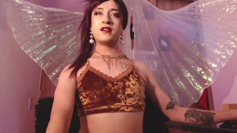 Snapshot of brillamettal chatting on January 6, 1:31 am Brilla Mettal online show from January 6, 1:31 am