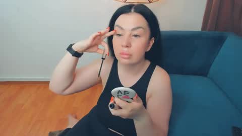 brilliantegirl_ online show from May 27, 8:33 am