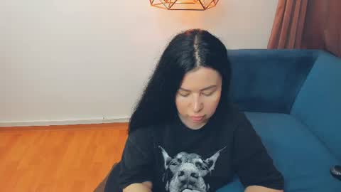 brilliantegirl_ online show from June 15, 6:48 am