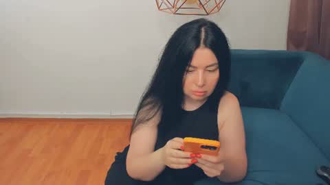 brilliantegirl_ online show from June 28, 7:14 am