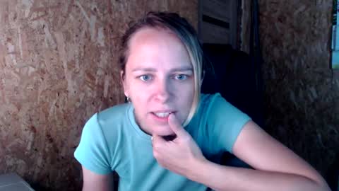 Snapshot of brilliantly chatting on September 17, 7:32 am brilliantly online show from September 17, 7:32 am