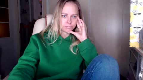 Snapshot of brilliantly chatting on October 24, 7:05 am brilliantly online show from October 24, 7:05 am