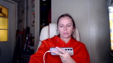 Snapshot of brilliantly chatting on November 11, 10:26 am brilliantly online show from November 11, 10:26 am