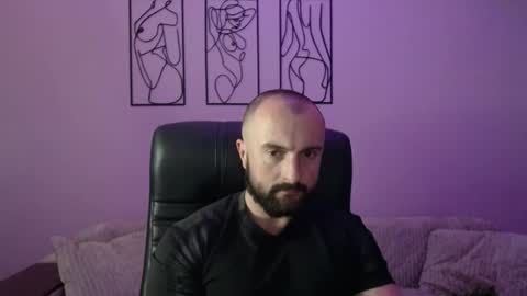 brindlefly69 online show from September 25, 11:14 am