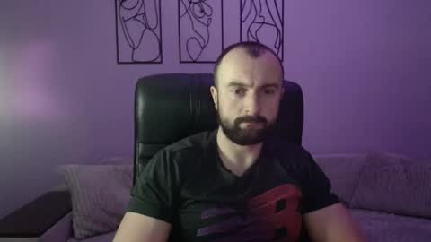 brindlefly69 online show from December 19, 2:02 pm