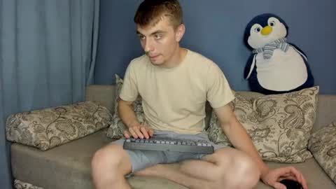 bristlebback online show from June 24, 5:34 pm