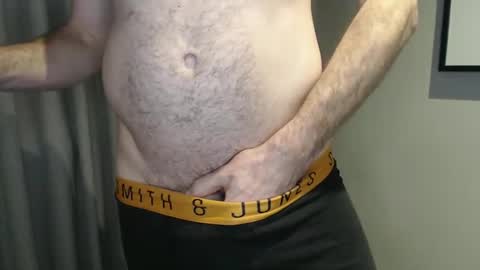 Snapshot of brit_dadbod chatting on December 18, 10:02 pm brit_dadbod online show from December 18, 10:02 pm