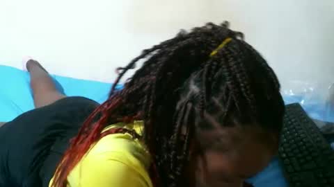 leccie online show from February 10, 6:01 pm