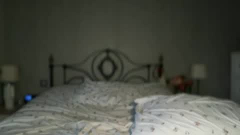 Snapshot of british_bella chatting on July 13, 3:53 am British Bella online show from July 13, 3:53 am