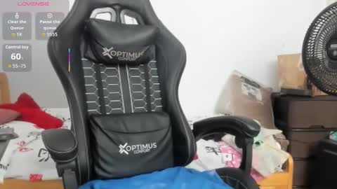 Britney  online show from March 12, 4:29 am